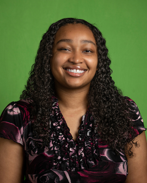 Janiya Taylor headshot
